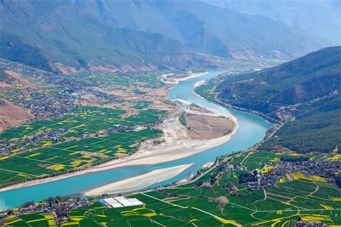 麗江旅游攻略：麗江，一座被金沙江偏愛的城市！來麗江體會(huì)非遺文化